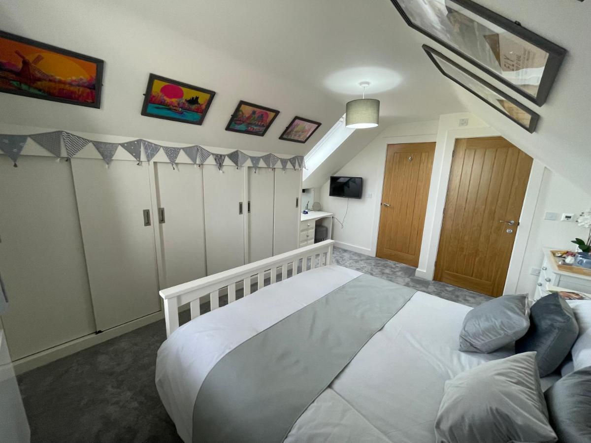 The Top Floor Stretham Exterior foto